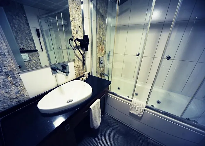 Sehri Saray فندق أضنه